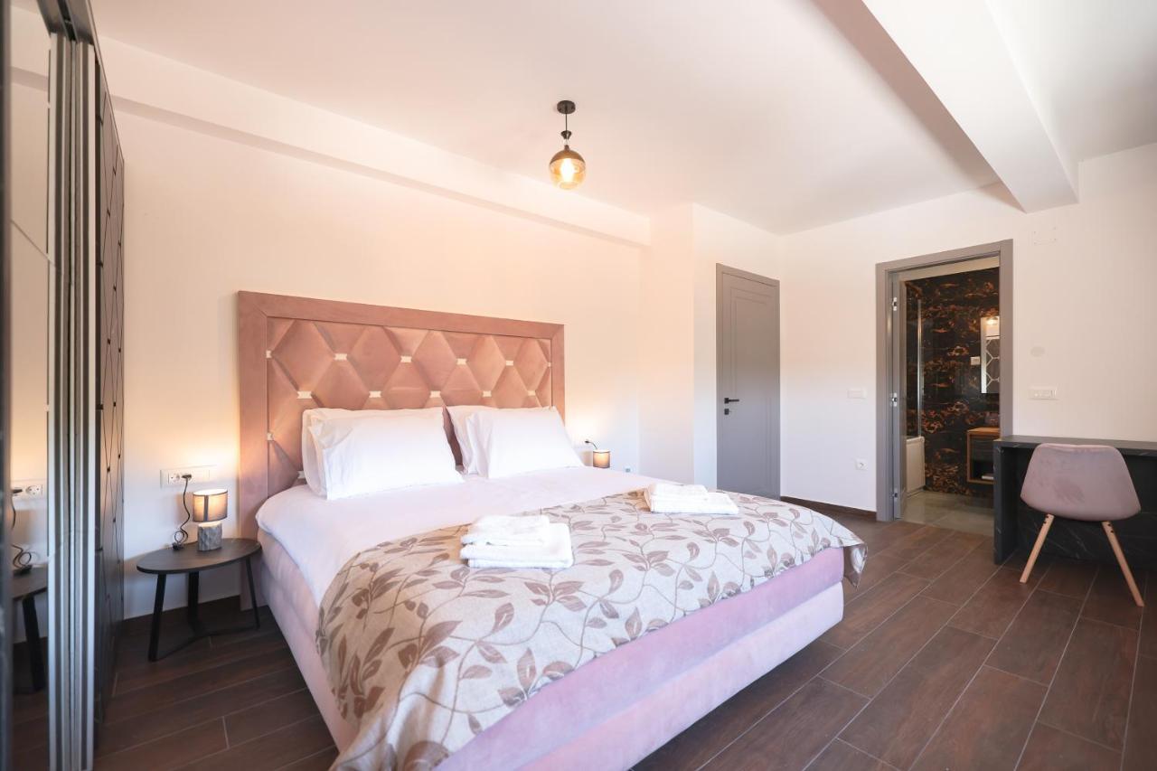 Rhapsody In Green - Luxury Villa In Zadar Crno Ngoại thất bức ảnh