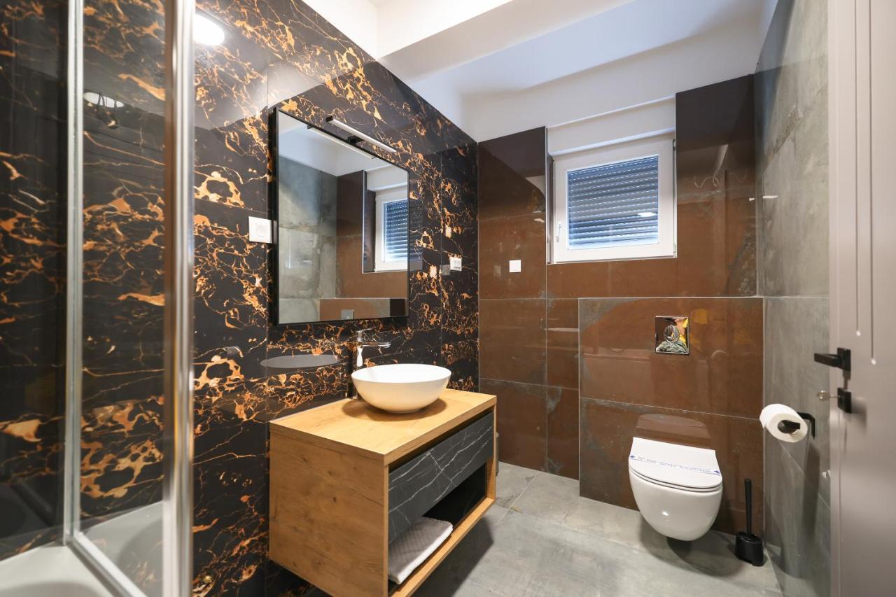 Rhapsody In Green - Luxury Villa In Zadar Crno Ngoại thất bức ảnh