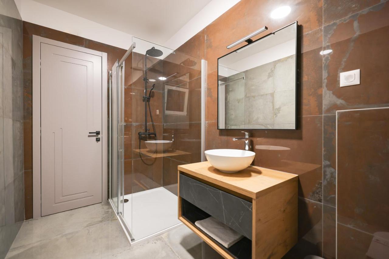 Rhapsody In Green - Luxury Villa In Zadar Crno Ngoại thất bức ảnh