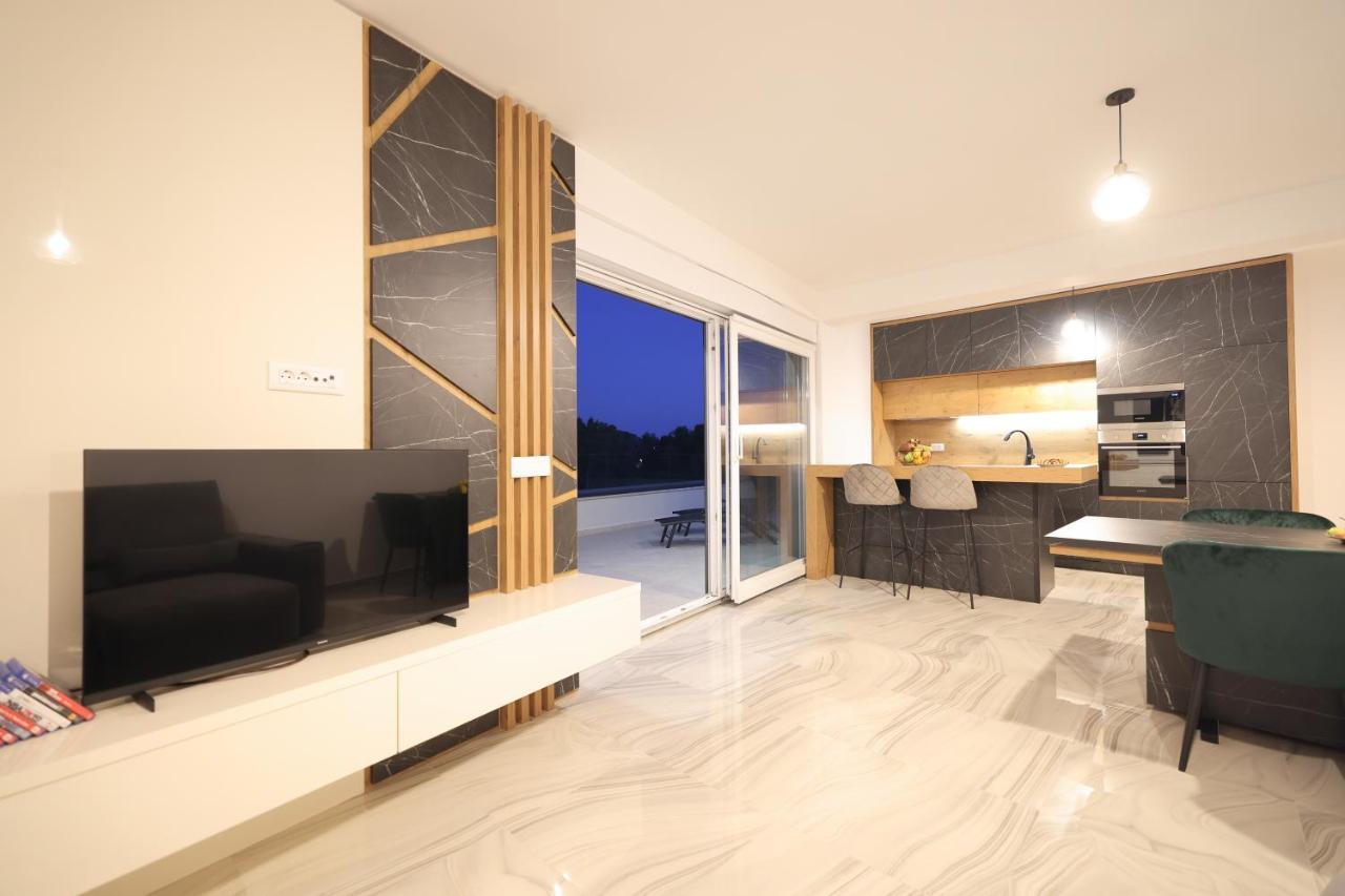 Rhapsody In Green - Luxury Villa In Zadar Crno Ngoại thất bức ảnh