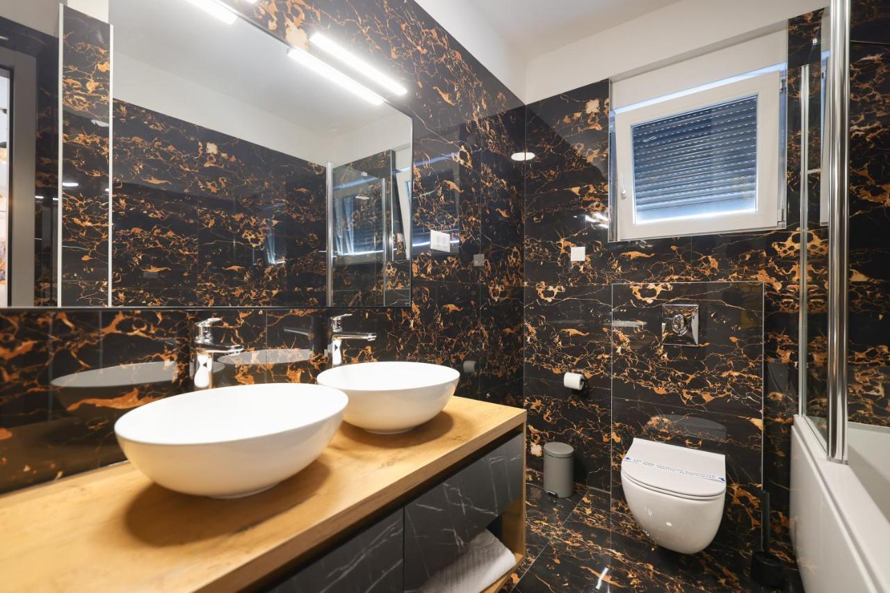 Rhapsody In Green - Luxury Villa In Zadar Crno Ngoại thất bức ảnh